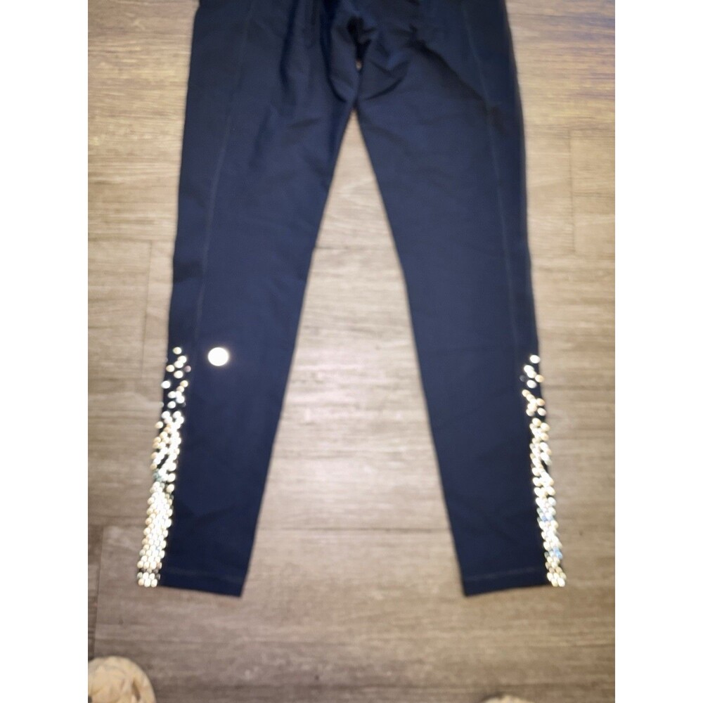 Lululemon Tight Stuff High-Rise Training Leggings in a navy Size 6 - Picture 5 of 10